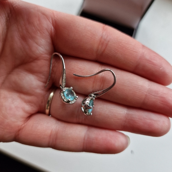 Blue Topaz And Solid Sterling Silver Dangle Earrings (Vintage) - Picture 2 of 4